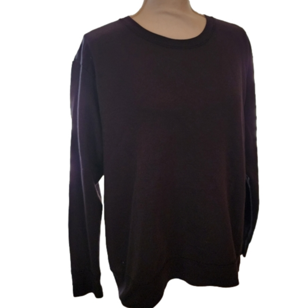 Hanes sweatshirt